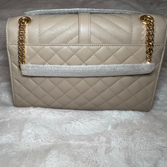 NEW YSL Envelope Medium in Quilted Grain De Poudre Embossed Leather - Picture 7 of 10